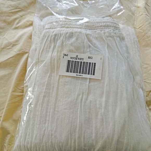 PEASANT SKIRT, LIGHT & AIRY, WINTER WHITE, SIZE 4X, CROCHET LACE DETAILS, LONG - Picture 5 of 12